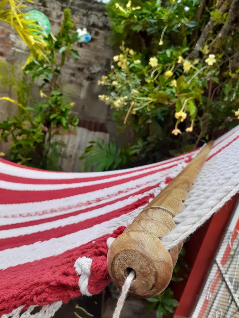 Red and White Heart Hammock - Natural Cotton | Columpiame