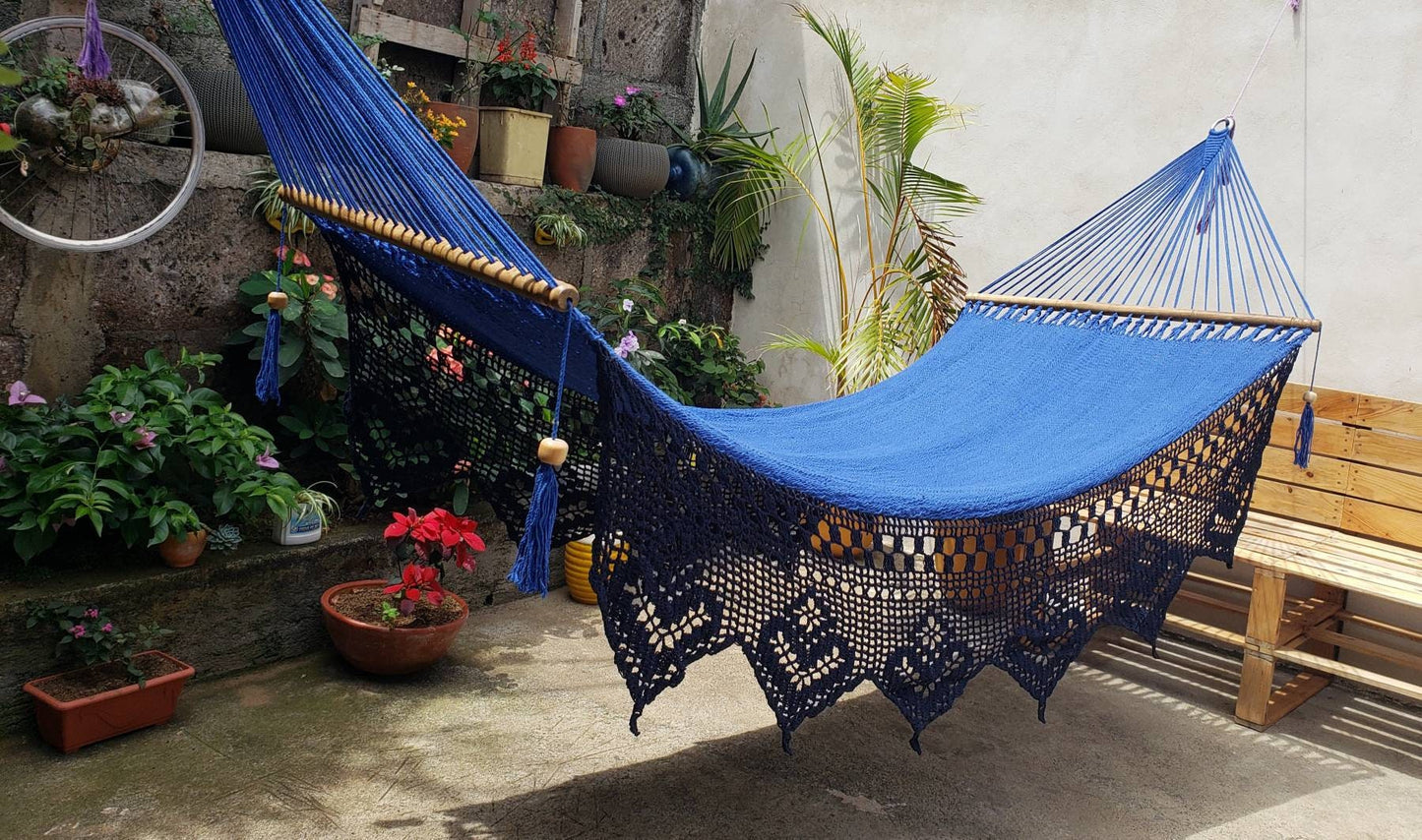 Magnificent Blue Hammock - Natural Cotton & Wood | Columpiame