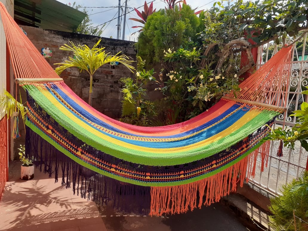 Multicolor Hammock with Boho Fringes - Natural Cotton & Wood | Columpiame