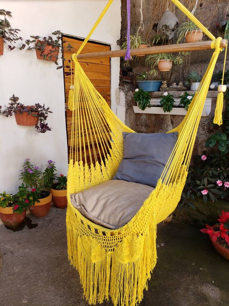 Cute Yellow Macrame Hanging Chair - Natural Cotton | Columpiame