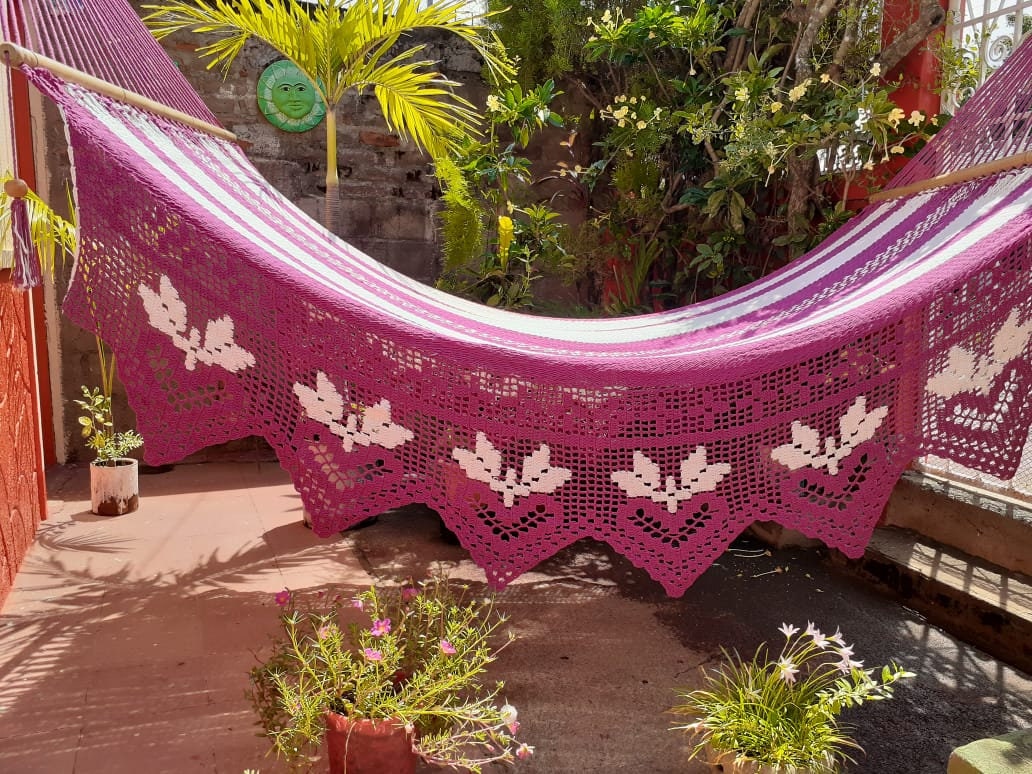 Pink and White Hammock with Flowers Design - Natural Cotton | Columpiame