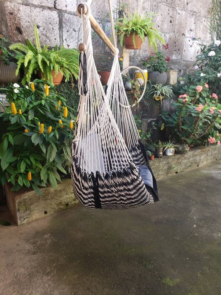 Black and White Cute Hanging Chair - Natural Cotton | Columpiame