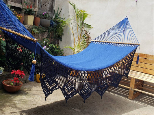 Magnificent Blue Hammock - Natural Cotton & Wood | Columpiame