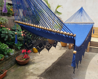Magnificent Blue Hammock - Natural Cotton & Wood | Columpiame