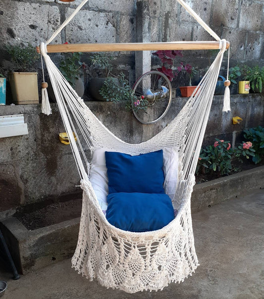 Beige Hanging Chair with Presidential Fringes - Natural Cotton & Wood | Columpiame