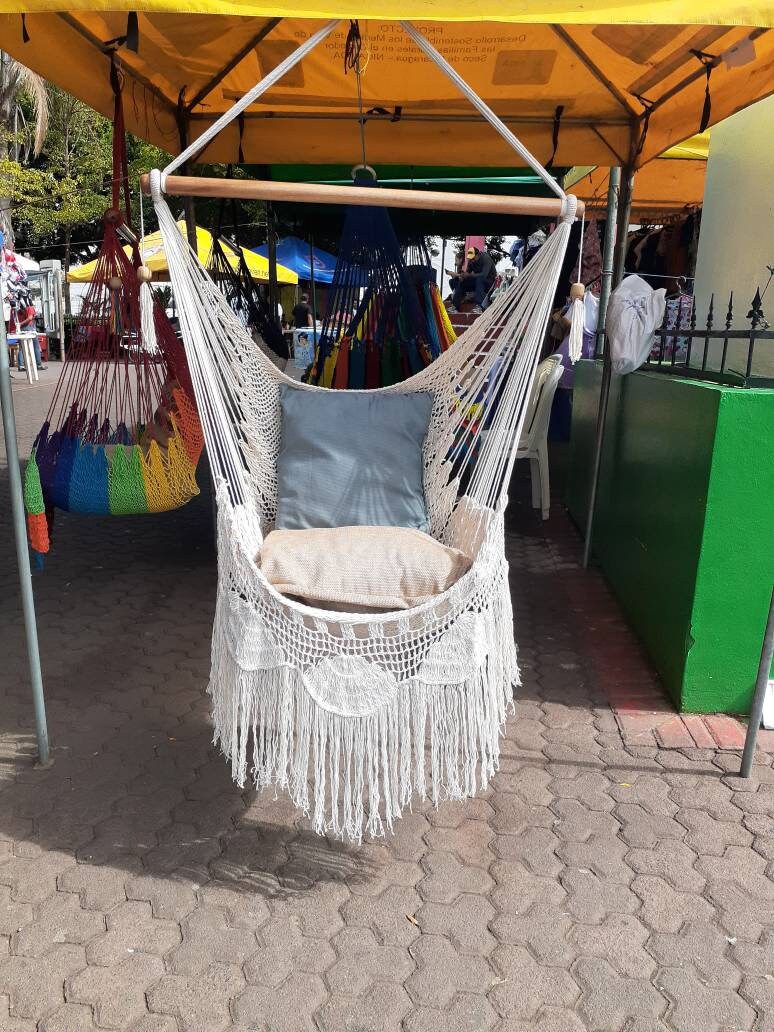 Shredded Beige Hanging Chair - Natural Cotton & Wood | Columpiame
