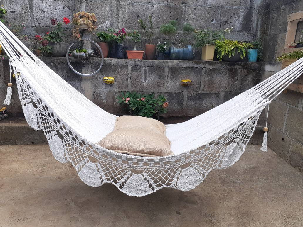White Hammock with Special Fringes Without Wood - Natural Cotton | Columpiame