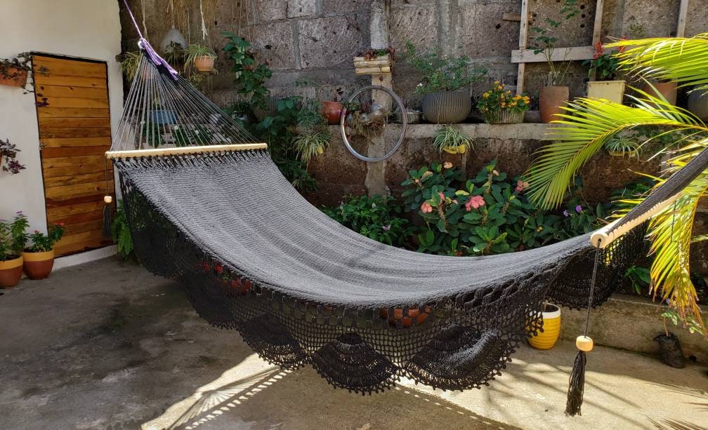 Black Magic Hammock with Wood - Natural Cotton | Columpiame