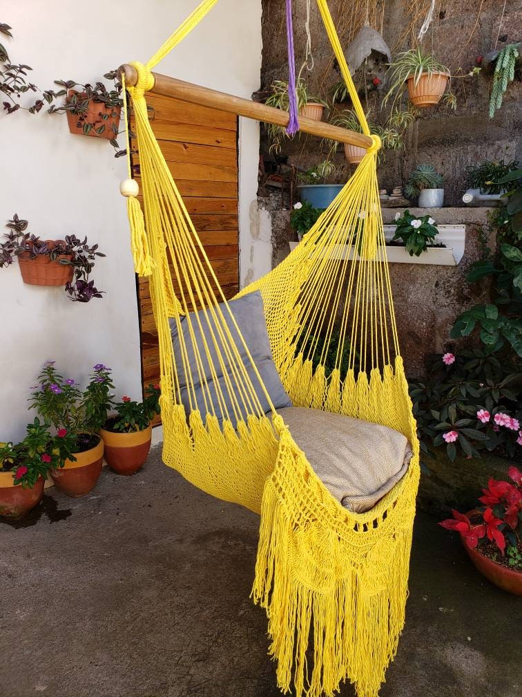 Cute Yellow Macrame Hanging Chair - Natural Cotton | Columpiame